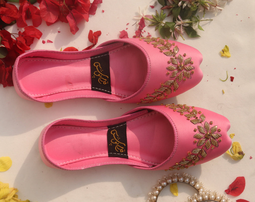 Pink Handcrafted Embroidered Mojaris