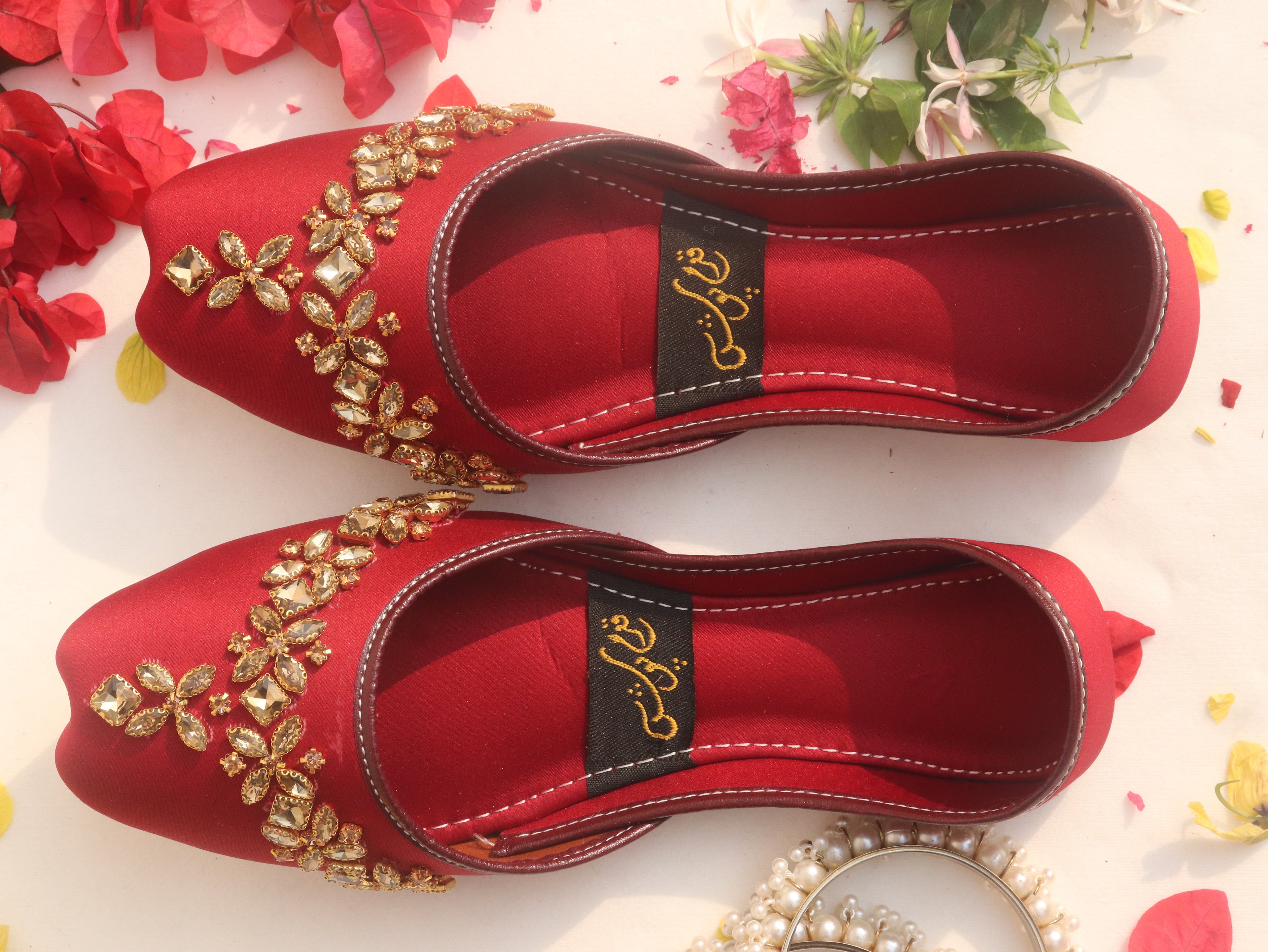 Red Stonework Mojaris Jutti