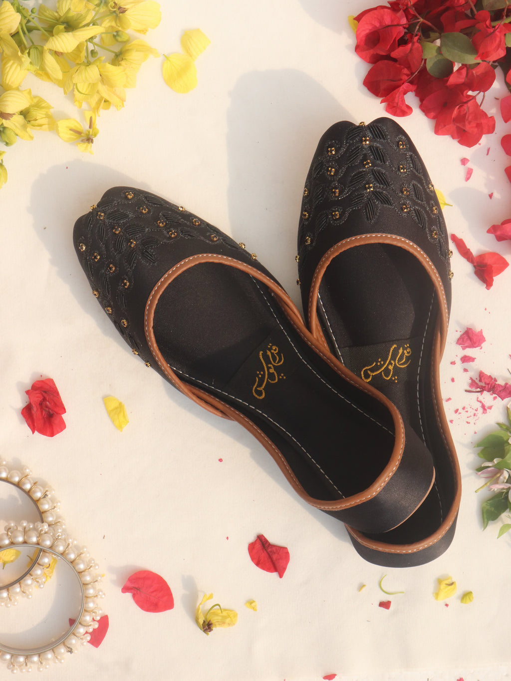 Midnight Blue Handcrafted Leaf Motif Mojaris