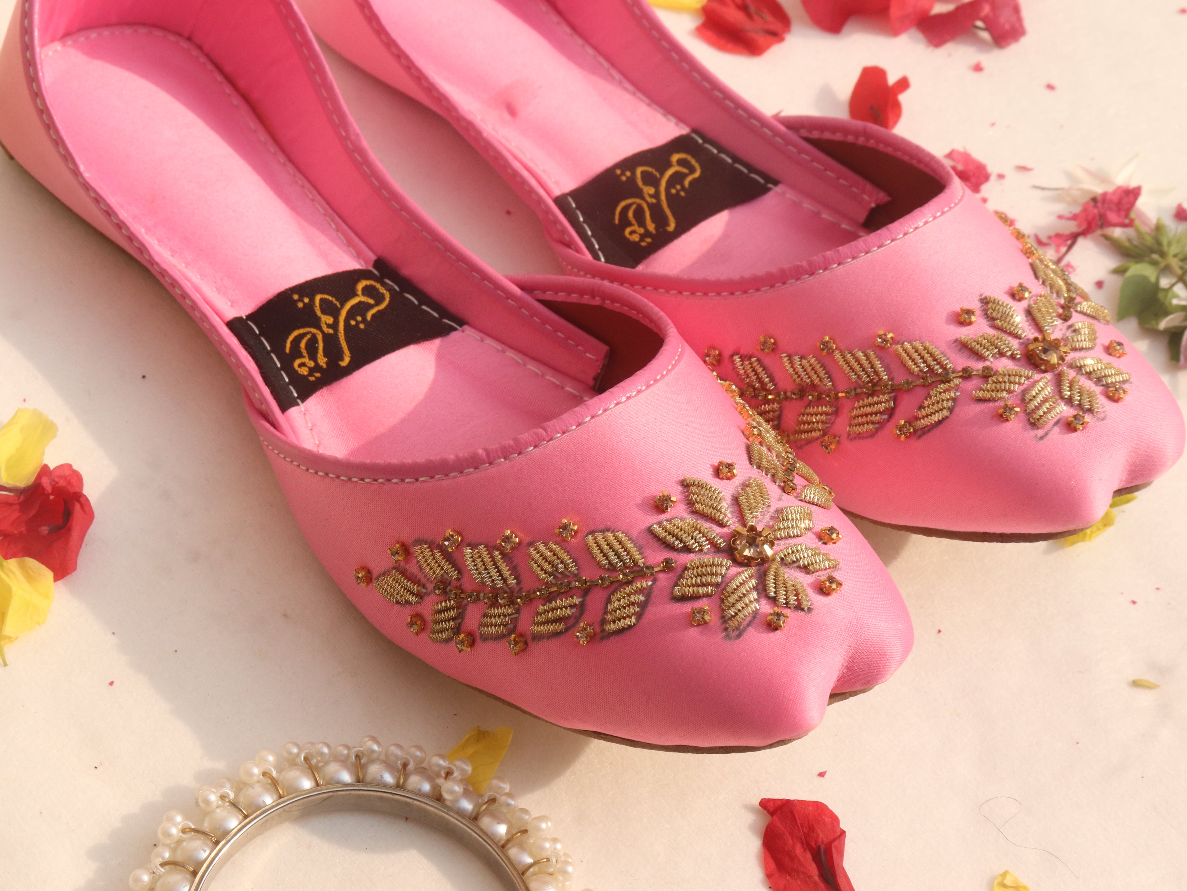 Pink Handcrafted Embroidered Mojaris