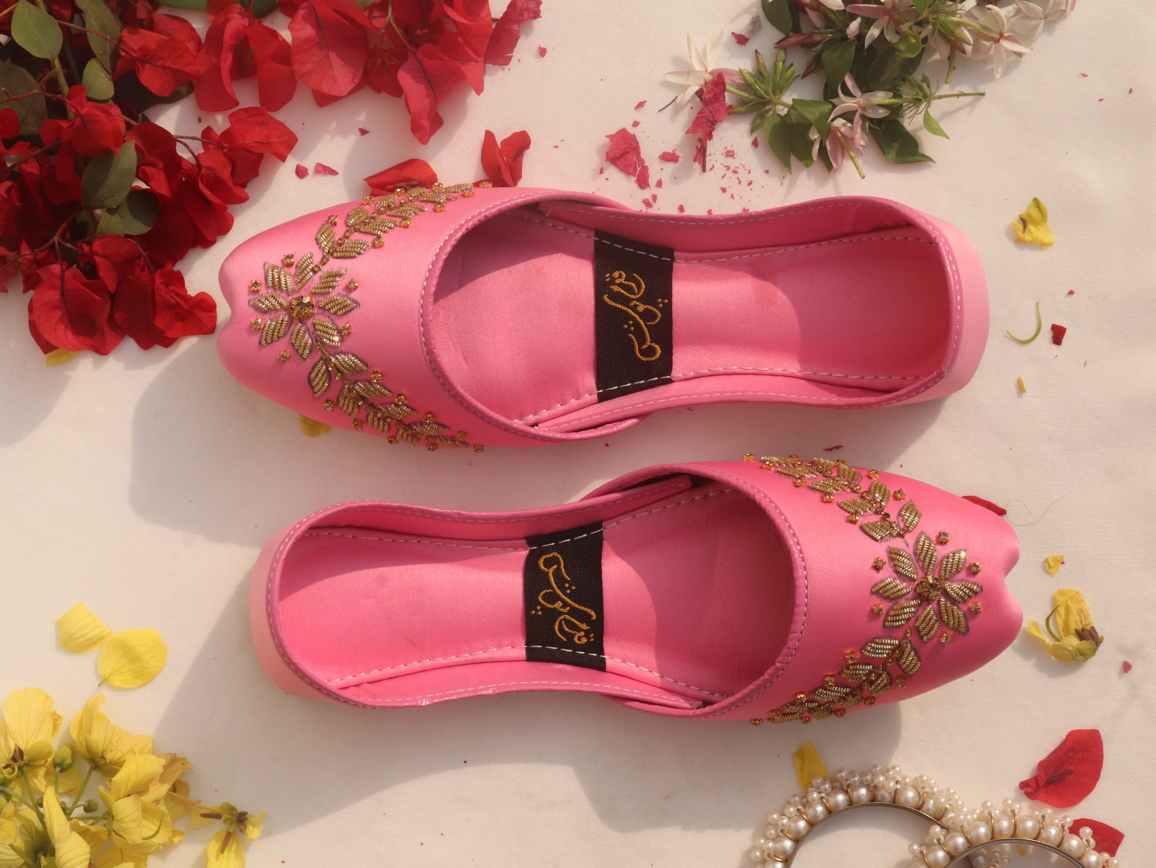 Pink Handcrafted Embroidered Mojaris