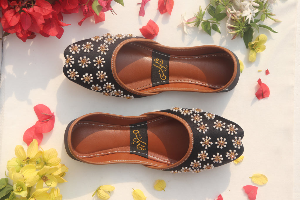 Black Hand-Embellished Beaded Mojaris