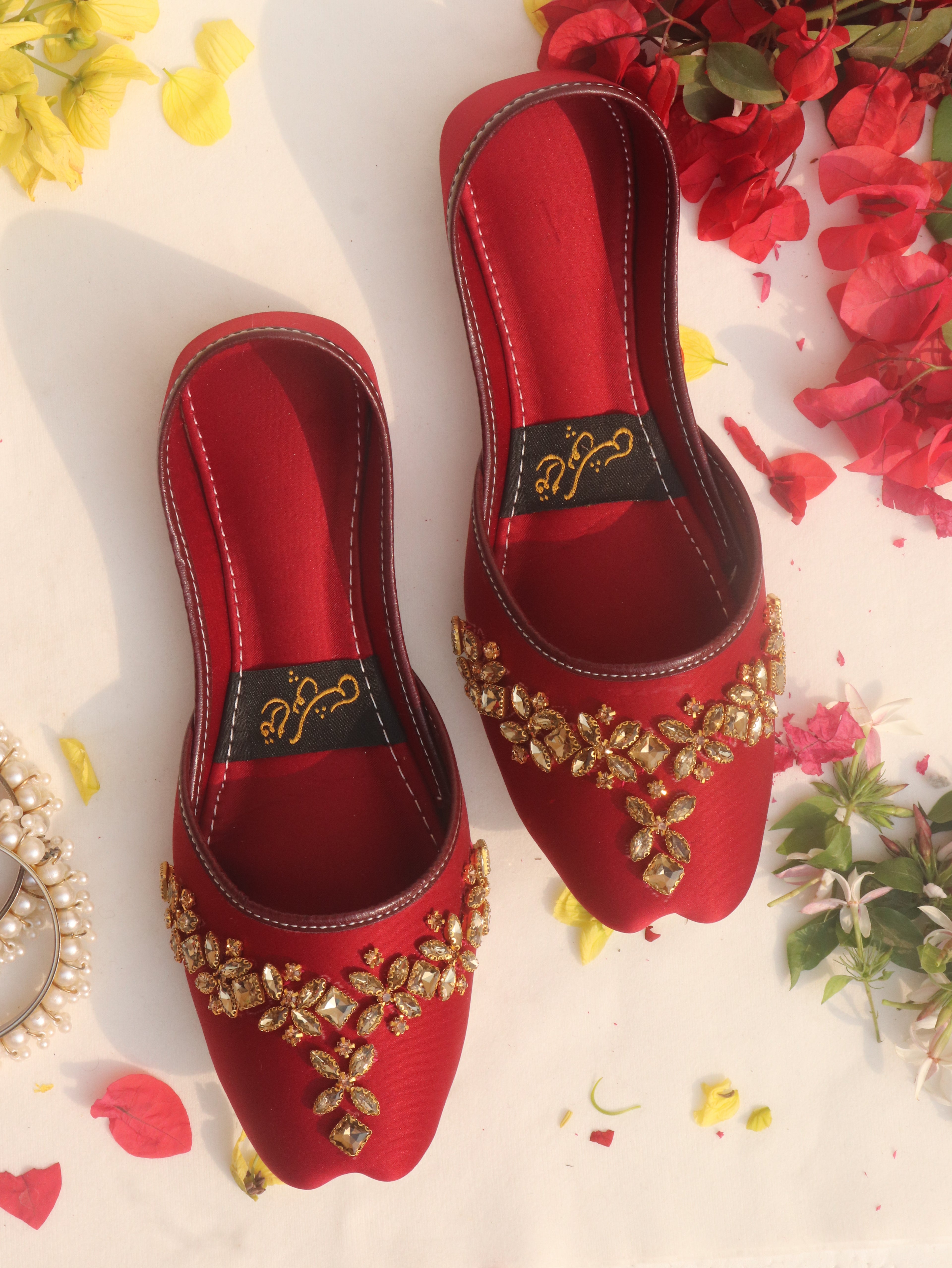 Red Stonework Mojaris Jutti