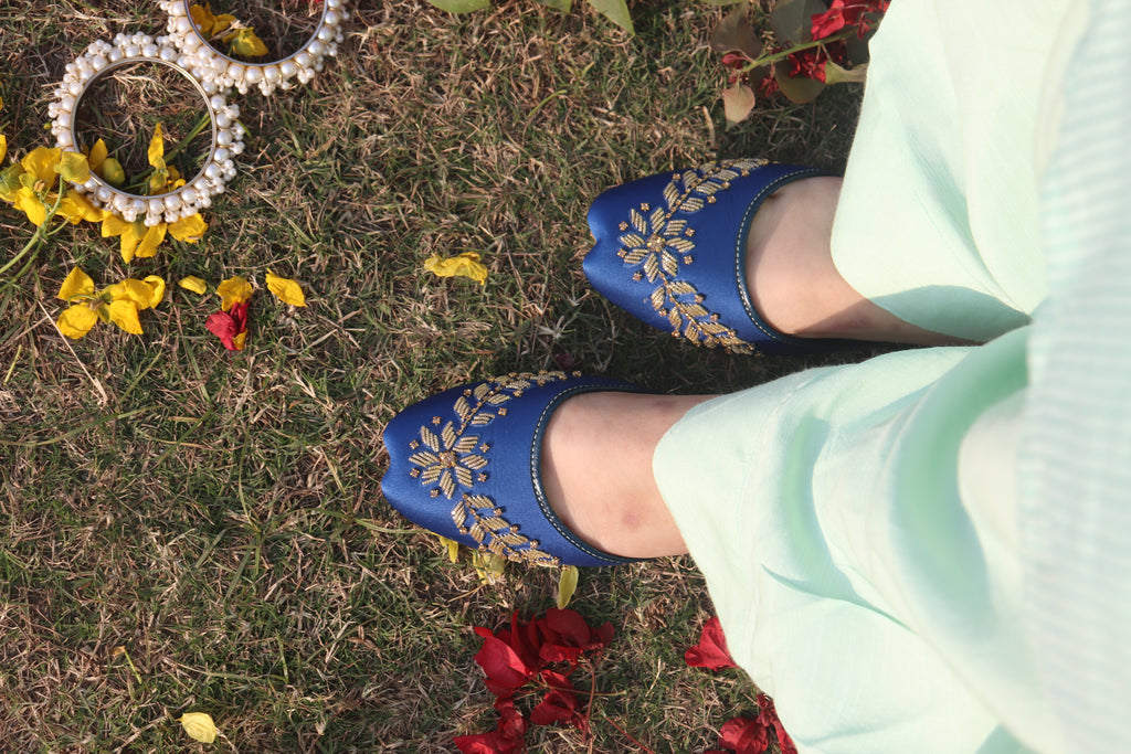 Blue Handcrafted Embroidered Mojaris